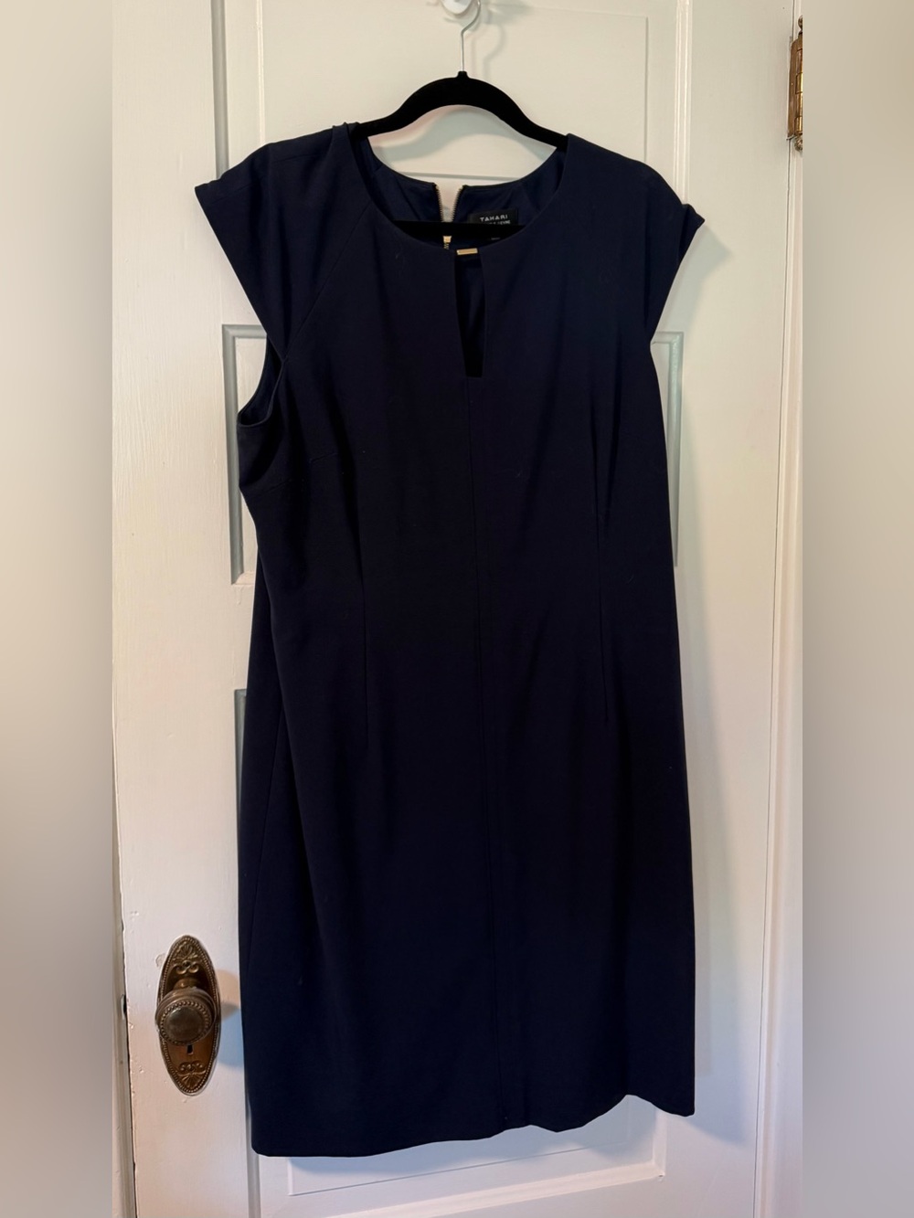 Tahari ASL Navy Cap Sleeve Sheath with Keyhole Neck